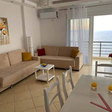 Lägenhet With Huge Sea View Balcony