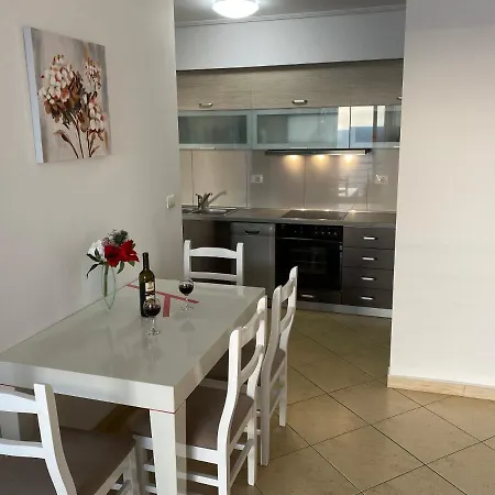 Apartment With Huge Sea View Balcony Sarande