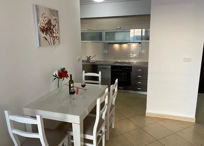 Appartamento With Huge Sea View Balcony Sarandë