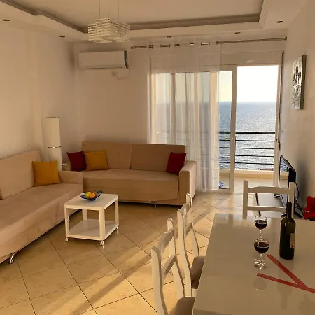 Appartement With Huge Sea View Balcony *