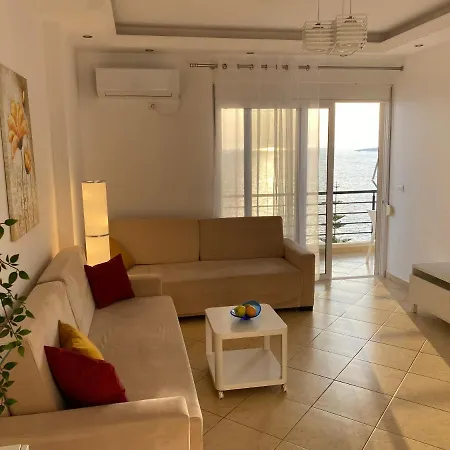 Appartement With Huge Sea View Balcony *