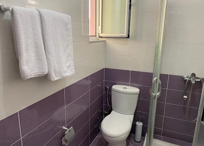 With Huge Sea View Balcony Apartament Saranda