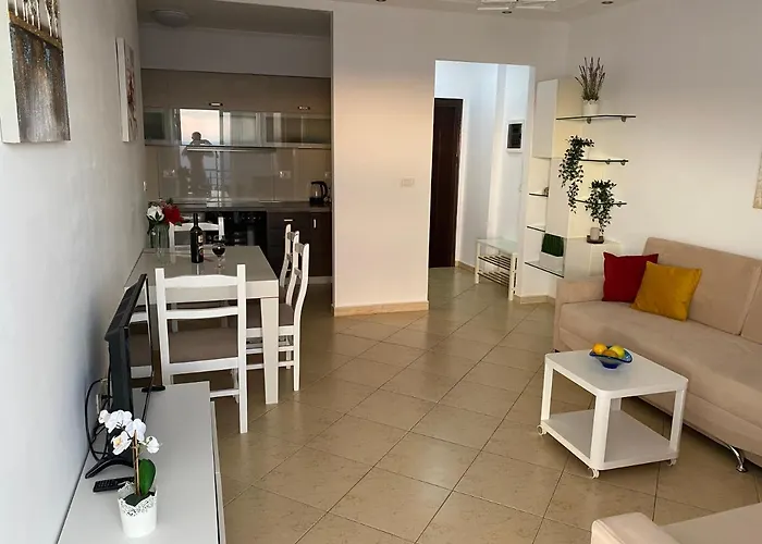 Apartament With Huge Sea View Balcony *