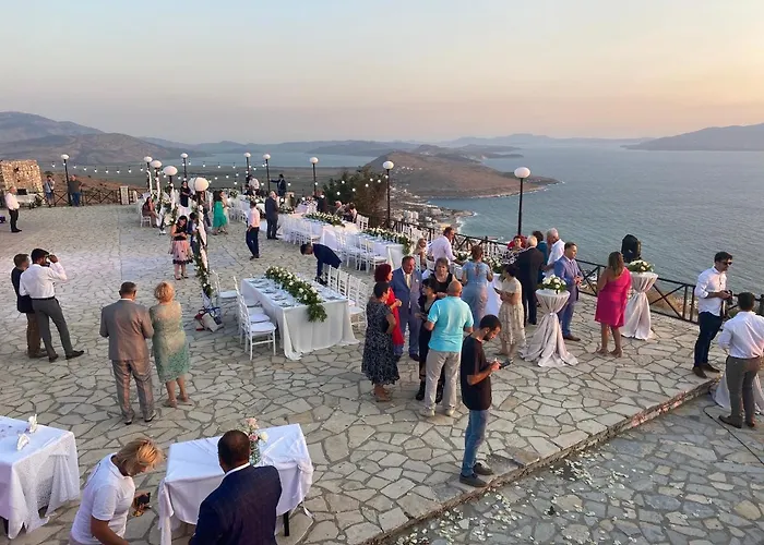 With Huge Sea View Balcony Apartament Saranda