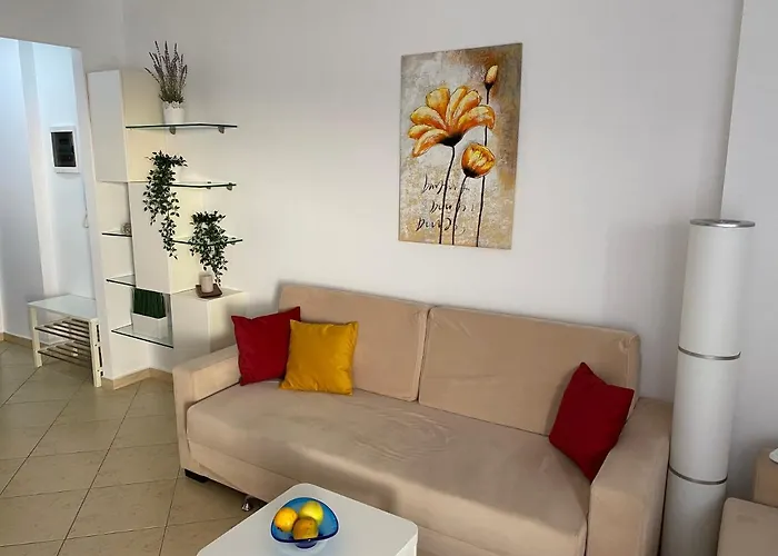 With Huge Sea View Balcony Apartament *